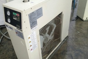 Máy sấy khí Hitachi 75Hp